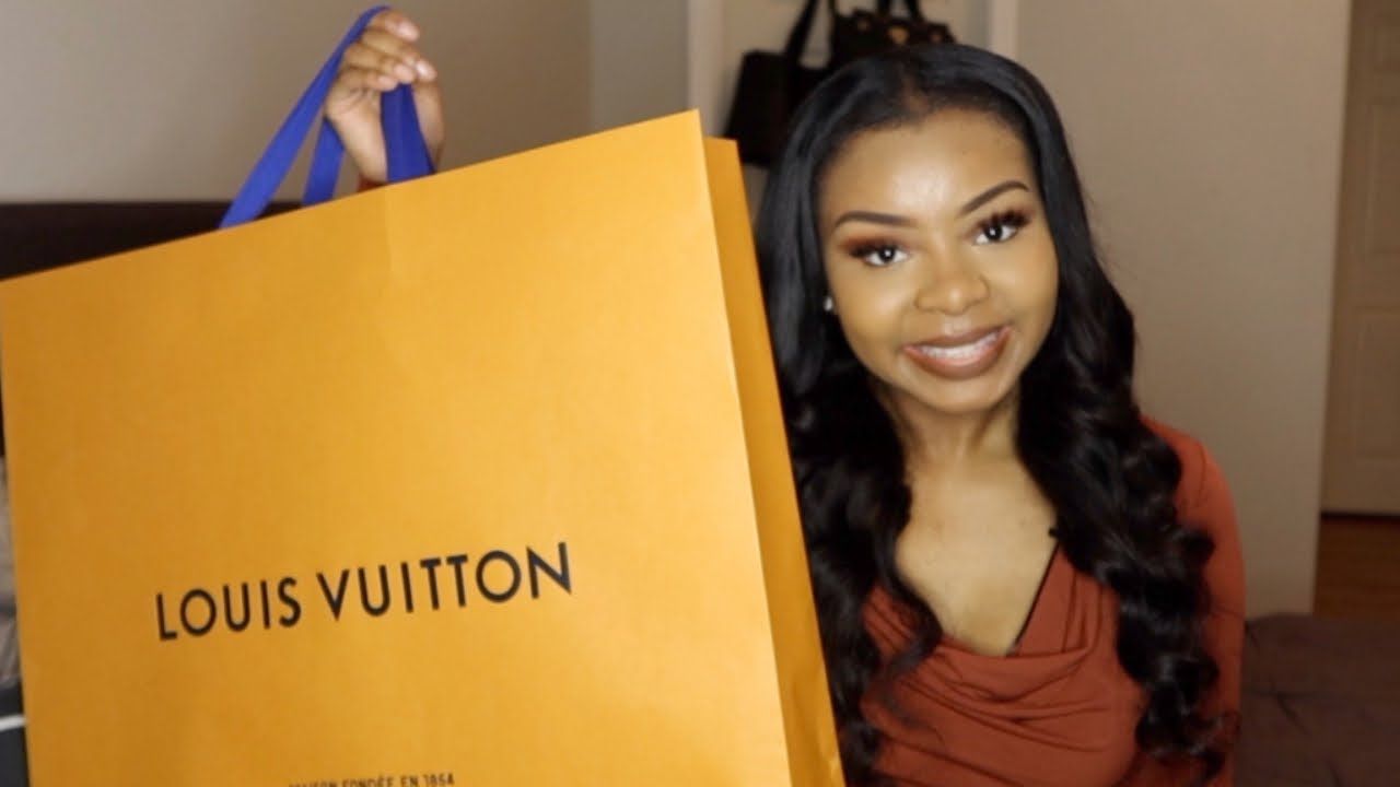 Unboxing the Louis Vuitton Graceful MM 