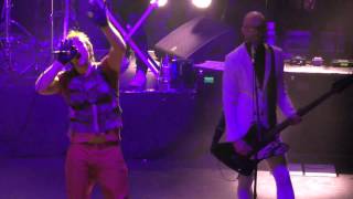 Watch Terrorvision Mugwump video