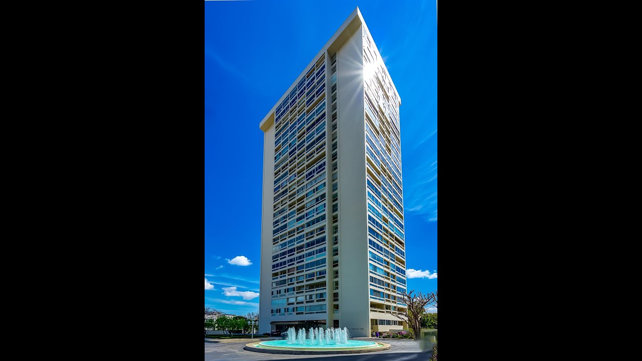 2220 Avenue of the Stars 