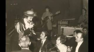 Öztürk Serengil - Güller Açtı Yolunda (1971)