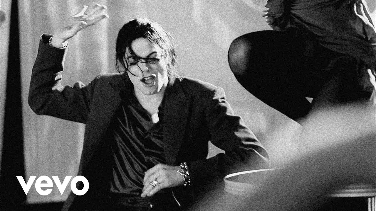 Download Michael Jackson — Slave to the Rhythm [Unofficial Video 1080p]
