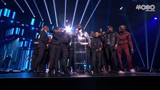 Tion Wayne & Russ 2021 SONG OF THE YEAR Acceptance Speech | #MOBOAwards Resimi