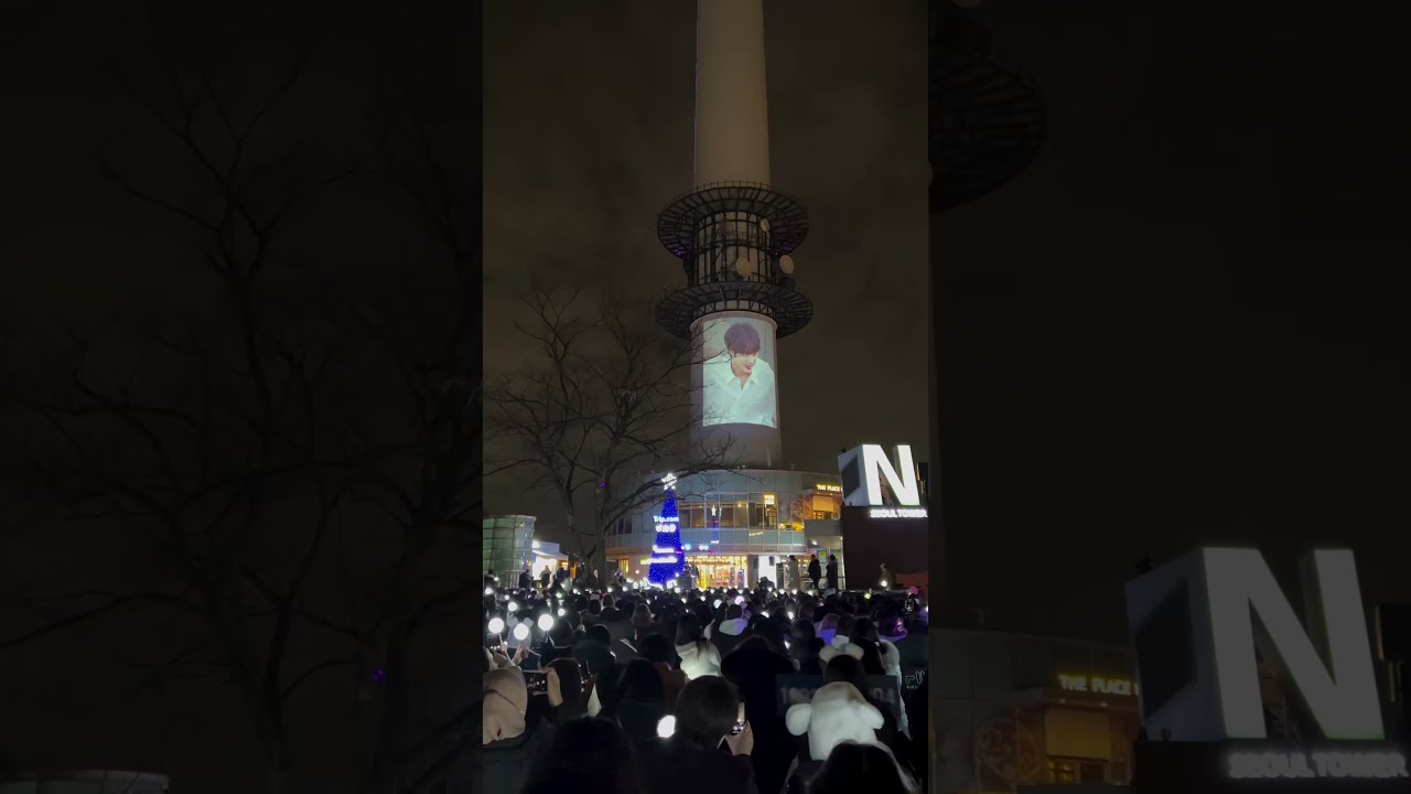 Beautiful night with Jin & ARMYs 💕#jin #jinday #jinbirthday #happyjinday #happybirthdayjin #seoul #진