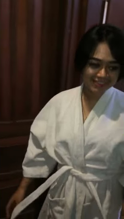 Syahrini kw 11