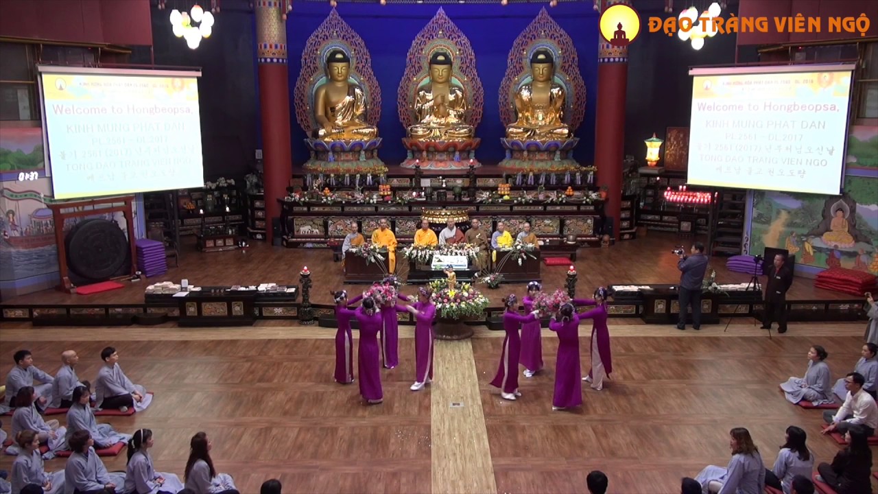 Múa dâng hoa cúng dường Phật đản 2017 (PL 2561)