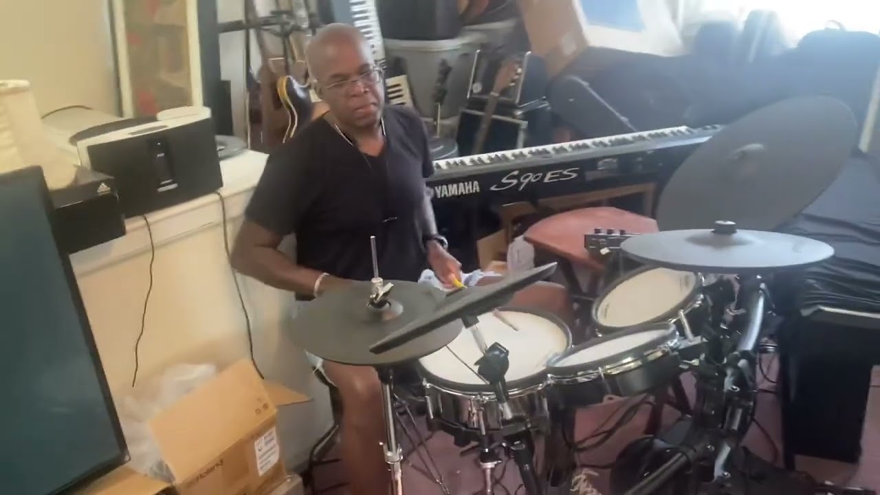 LIONEL CORDEW - ROLAND TD27 V-DRUMS - BRIEF TRIAL & TEST