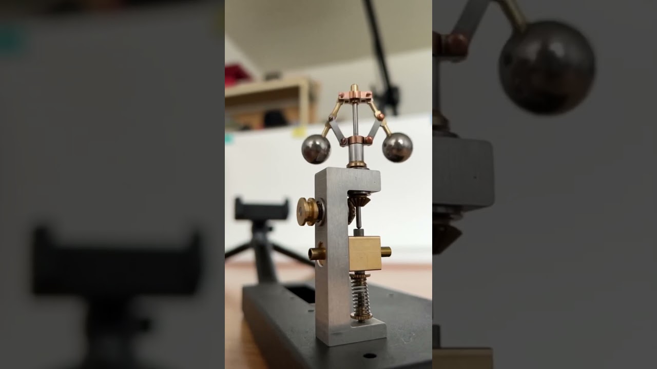 Model steam engine - centrifugal governor 