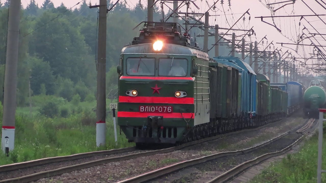 Станция кебь. Грузовые поезда на бмо. Вл11 электровоз. 62 км (платформа бмо). Грузовые поезда на бмо.