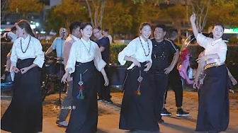 Popular Tibetan dances Medley ” New Abu Huo " "The king gesar" Popular Tibetan dances Medley ” New Abu Huo " "The king gesar"