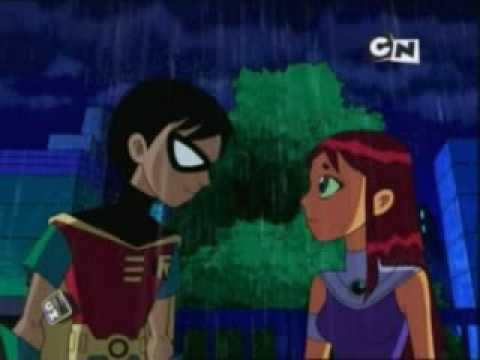 Beso Robin y Starfire en castellano