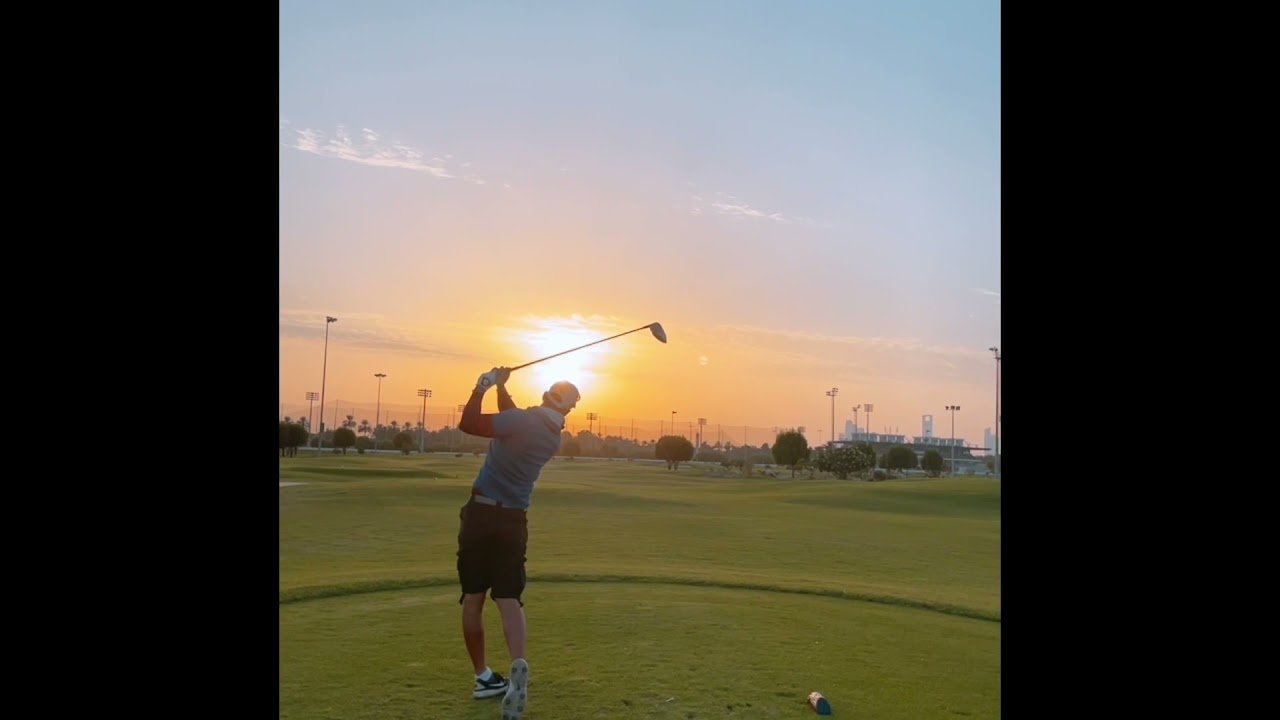 Abu Dhabi City Golf Course / 9 HOLES with V