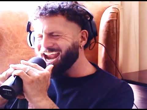 Elderbrook - Is It Over Now? (Hotel Room Session #51)