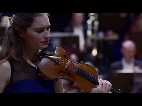 Saint-Sans Danse Macabre, Orchestre de Paris, Eva Zavaro