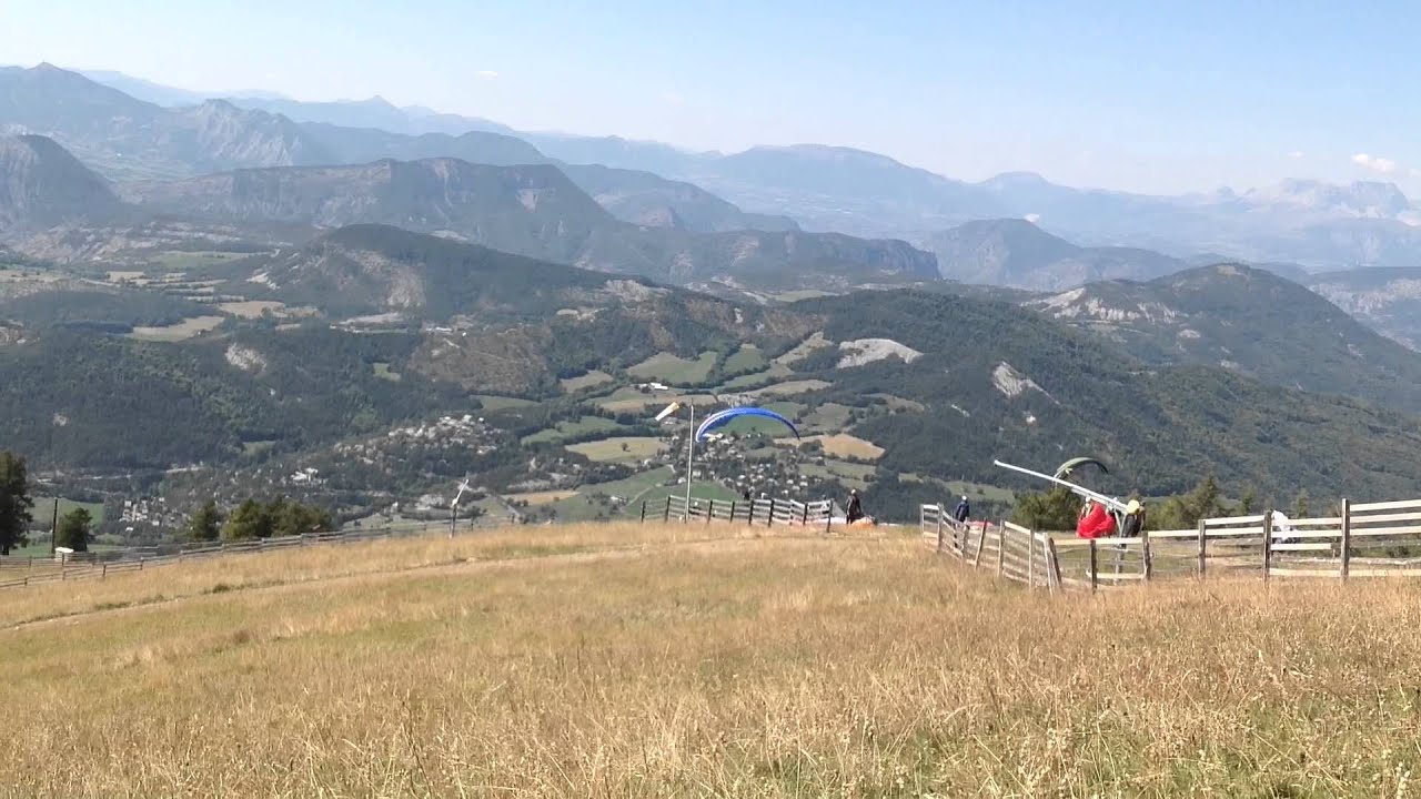 First paragliding in Montclar