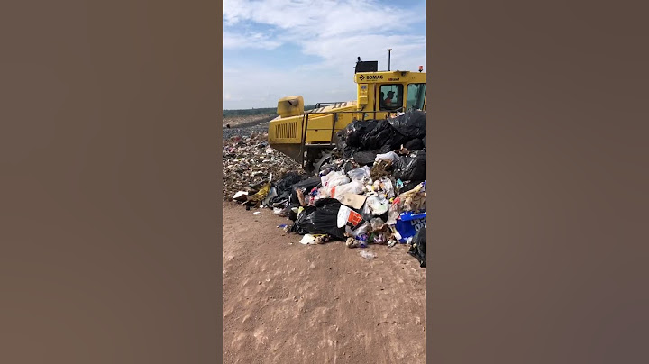 an insane garbage crushing machine #hot #trash