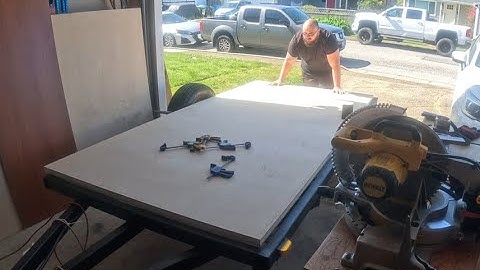 DIY Squaredrop camper build - Part 5: finish floor, welding fender mounts, create wall template