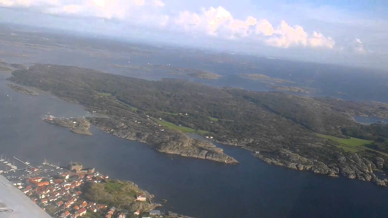 Diamond DA40 - Flying swedish West coast towards Gotheburg City Airport (ESGP)