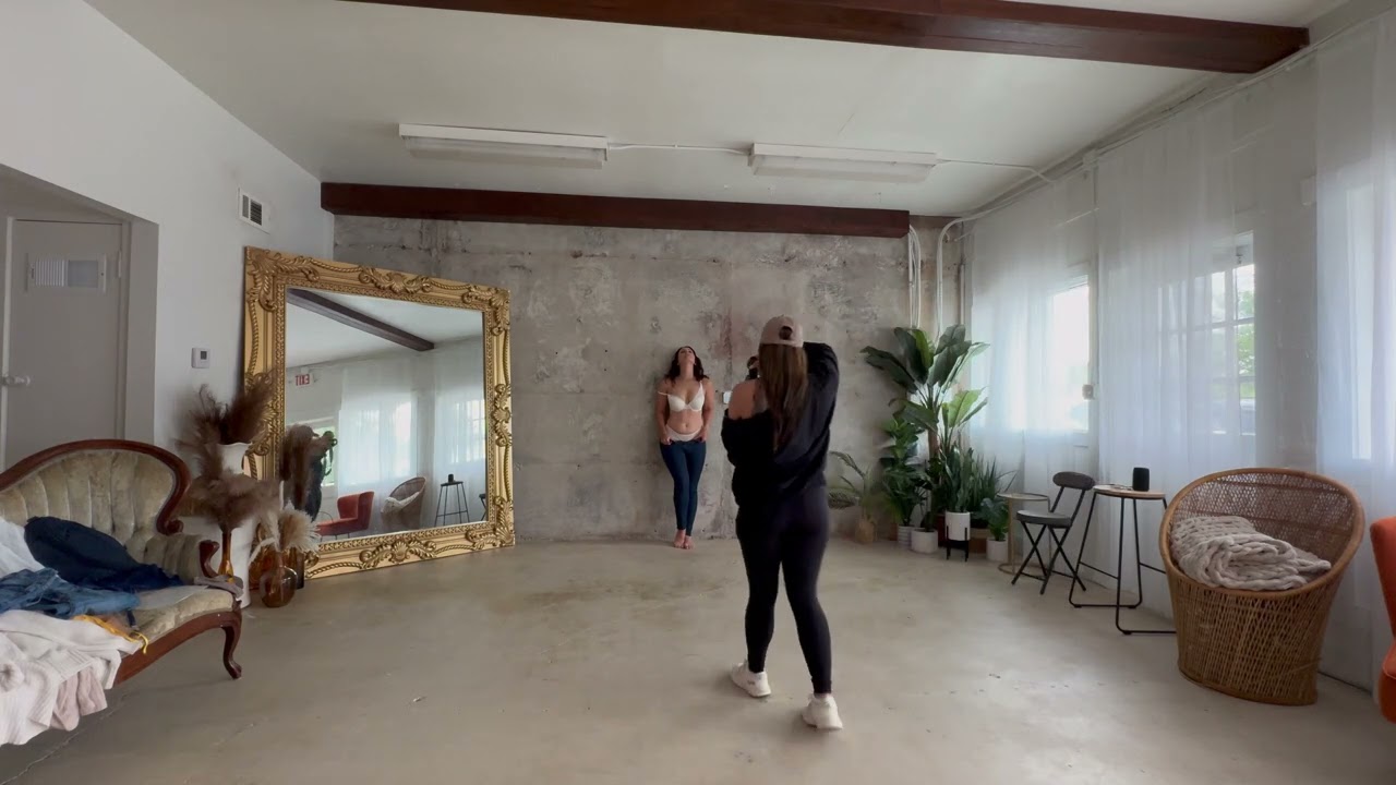 Fort Worth, TX Boudoir Photoshoot Part 1| Canon R6 | The Hidden Gem Studio