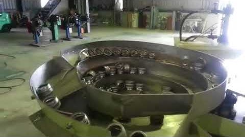 Auto line metal sheet stamping and stacking machine