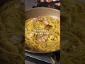 【目玉焼きでワンパンパスタ】ベーコンとコンソメのだしがうまい #パスタ #スパゲッティ
