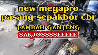 New mega pro installs rear fender cb @kopraljayamotor6717 #cbr #custom #modification