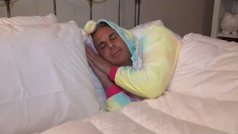 Sweet IPO dreams? Guy Adami tests a mattress from billion-dollar unicorn Casper