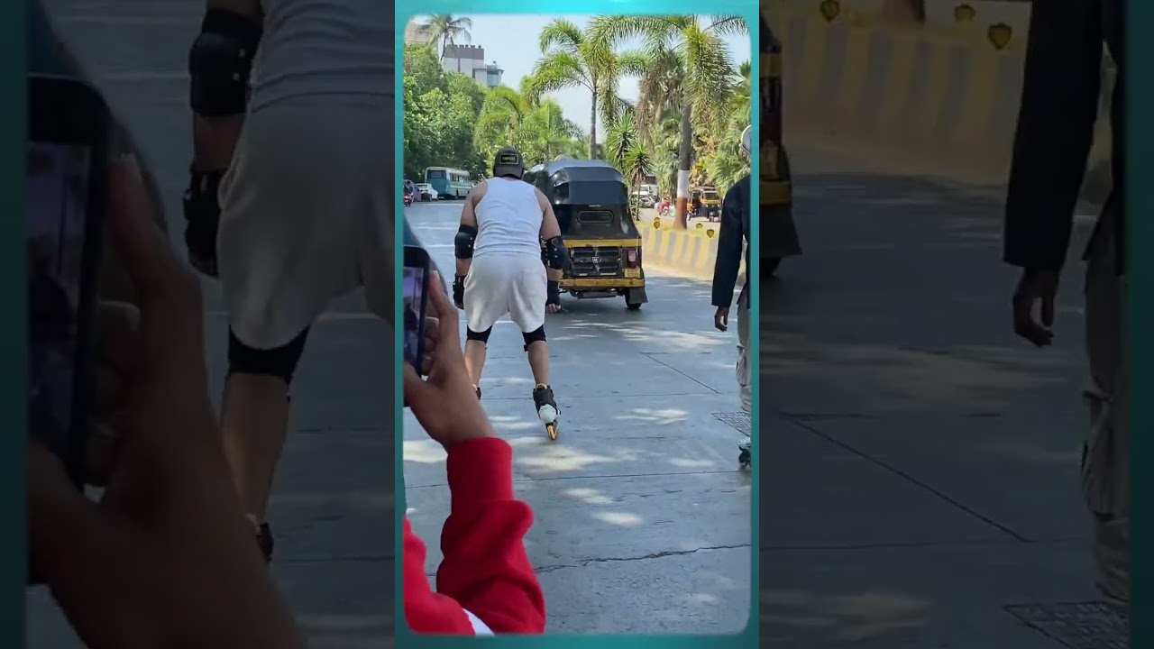 Arslan goni snapped while doing sketing.