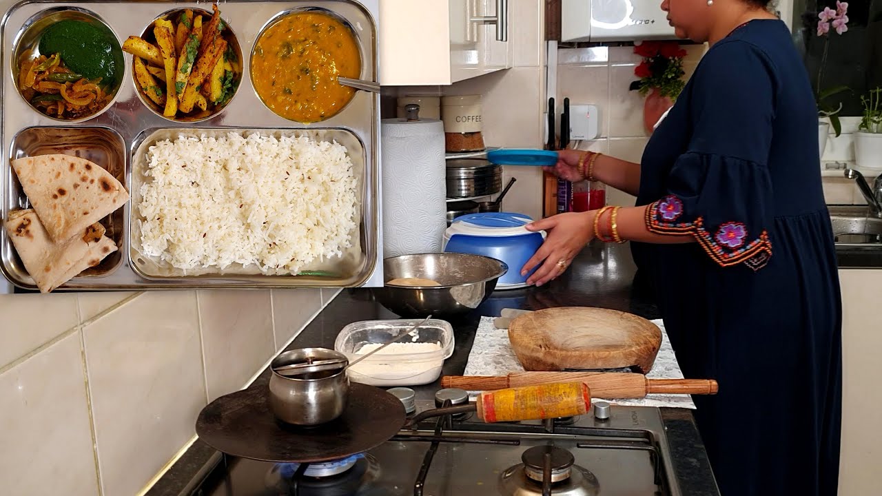 His Job, School, Moving..Next Few Weeks Are Deciding | Indian UP Style Simple Dinner in 30 mins
