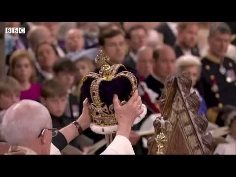 Loud fart inturrupts King Charles III's coronation