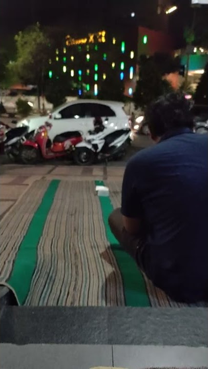 STORY WA MAKAN LESEHAN PECEL DEPAN GRESMAL