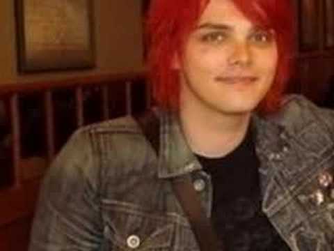 Gerard way with his NEW red hair! :) - thptnganamst.edu.vn