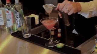 How to make the perfect cosmopolitan cocktail