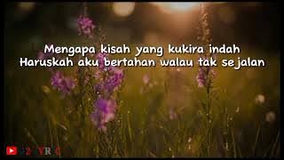 Download lagu Putri Ariani - Bertahan Tak Sejalan | Lirik Lagu