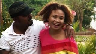 Pierrot Matatana & Dhalia Saramba - Vadiko Tiako (Officiel Video By Daewoo)