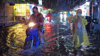 4K 🇹🇭 Walking in Super Heavy Rain and Thunderstorm in Bangkok, Thailand 2023