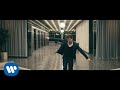 Capture de la vidéo Charlie Puth - "How Long" [Official Video]