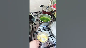 احلى شويه ملوخيه خضراء للغداء بالطشه الخطيرة 