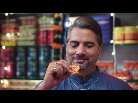 Naya Riwaaj Dhara ke Saath