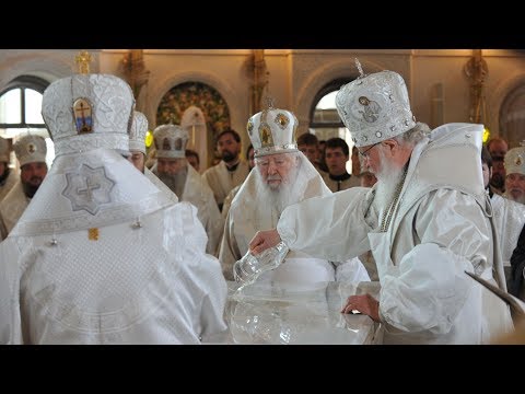 Великое освящение нового храма Сретенского монастыря