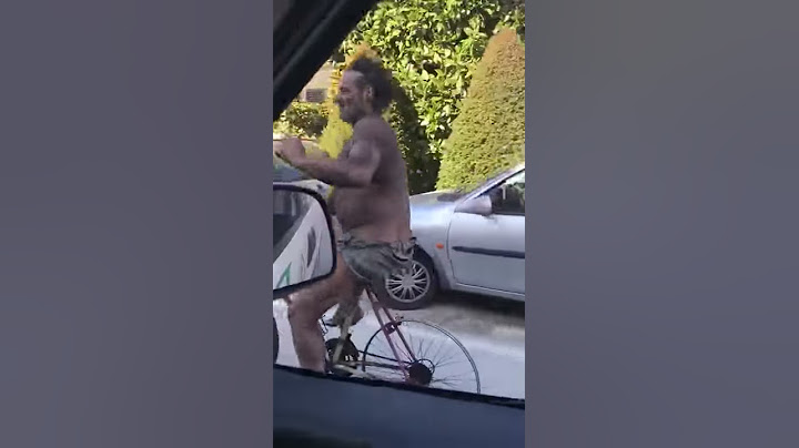 Vannino agliana in bici senza gomma pieno di cenere addosso
