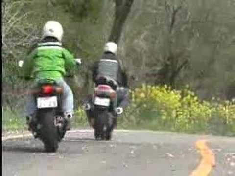 画像: KAWASAKI ZZR 400 www.youtube.com