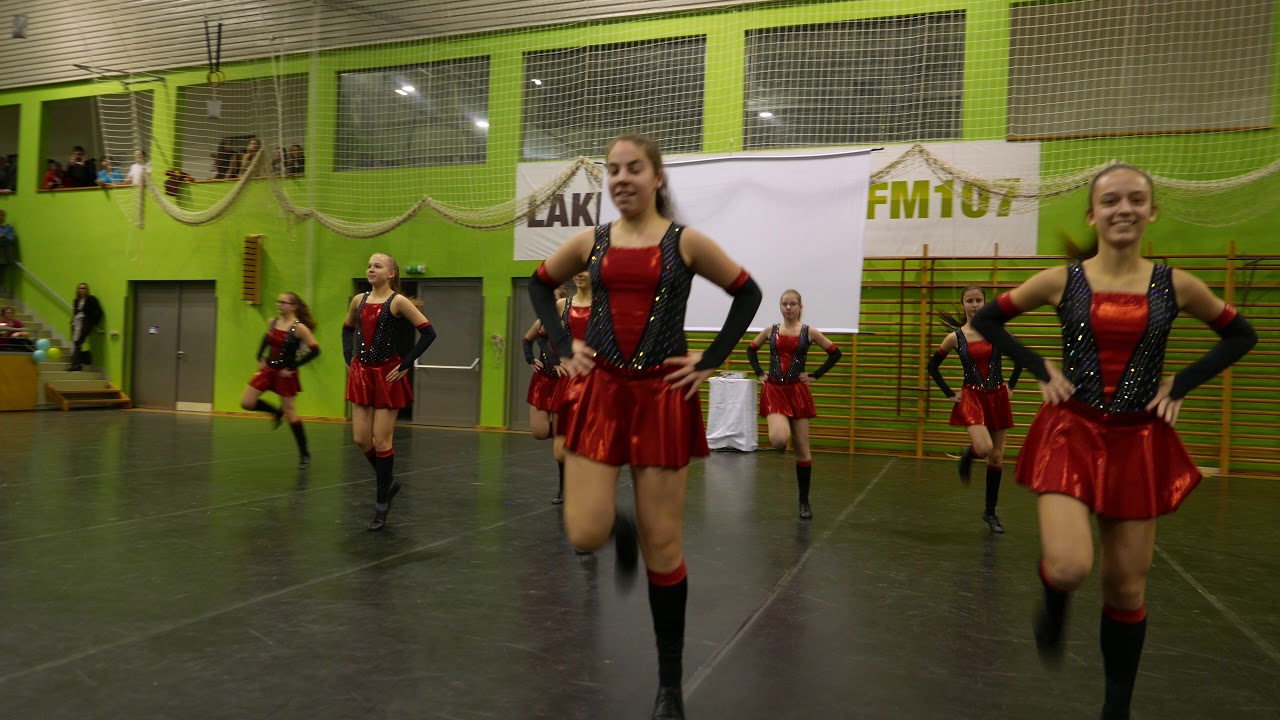 Akrobatikus rock’n roll – Top Fires serdülő nagyformáció szalagavató 2018