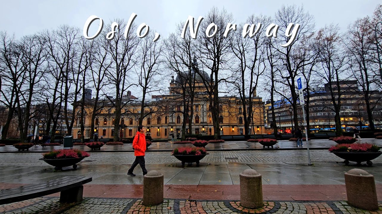 An Autumn Walk Through the Charming Streets of Oslo
