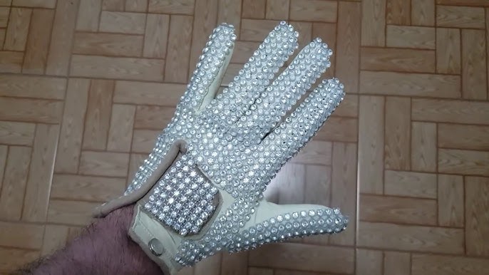 Apparently Michael had a custom Power Glove : r/MichaelJackson