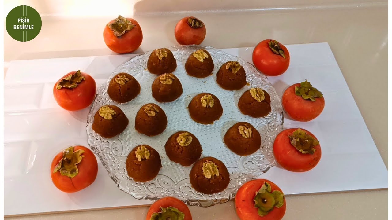 Daha Önce Bu Helvayı Hiç Bir Yemek Kanalında Görmediniz (Cennet Hurmalı Un Helvası)  Trabzon Hurması