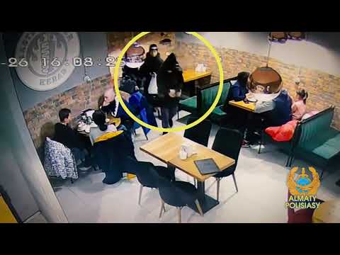 «Бойында дуа бар»: әйел адам жас қызды алдап, алтынын ұрлап кеткен