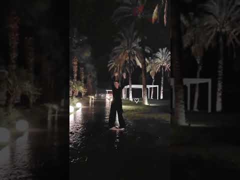 أحـب صـوت المطـر واعشـق فصـل الشتـاء ربـما لأنـي أنسـانـة أحـب الهـدوء فـي ذاتـي