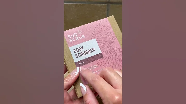 ASMR Unboxing the body scrubber from @sudscrub. #unboxing #fyp #skincare #asmr #selfcare #parati
