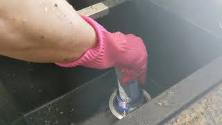 How to unclog your sink with the One Second Plumber