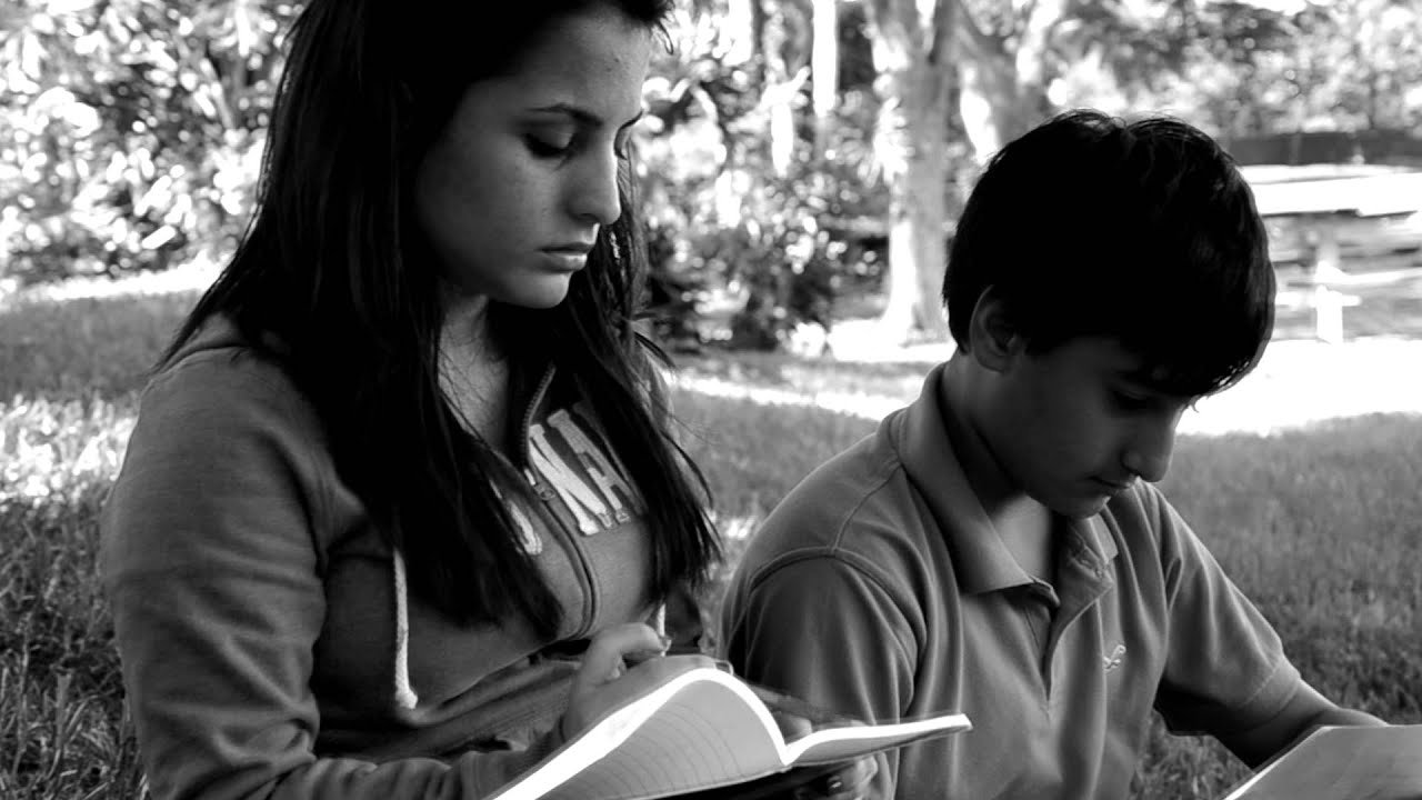 THRILLER / HEADS WILL ROLL Glee Version YouTube